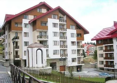 Студио Хрис Комплекс Лъки Пампорово Apartment Pamporovo